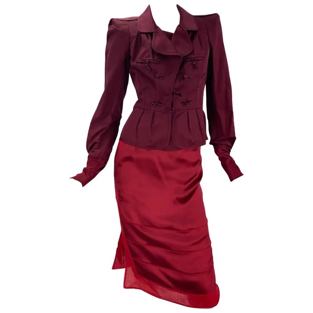 Tom Ford for Yves Saint Laurent F/W 2004 Collection Skirt Suit Size US 4 - 6